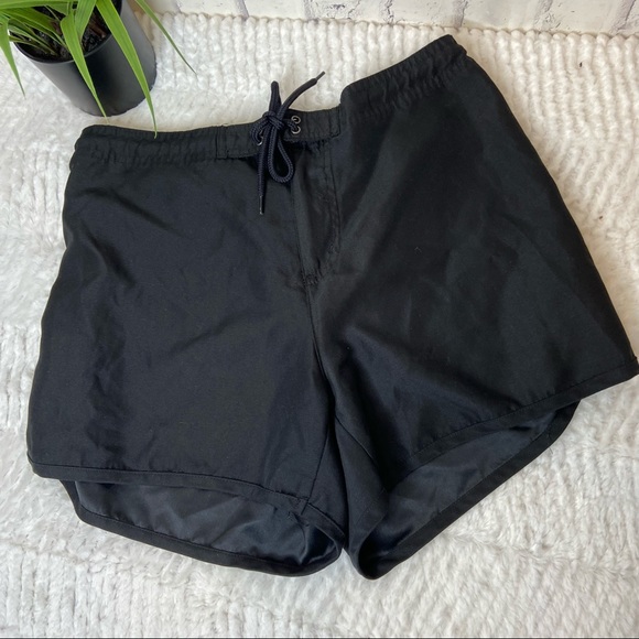 Catalina Pants - Catalina black surf shorts size 4-6 (s)